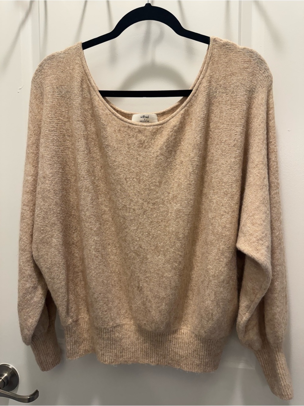 Aritzia Wilfred Softspoke Rhoda Sweater